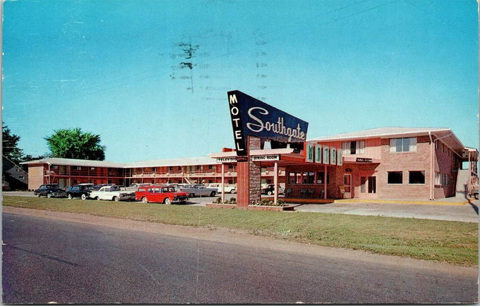 Southgate Motel - Old Postcard Photo